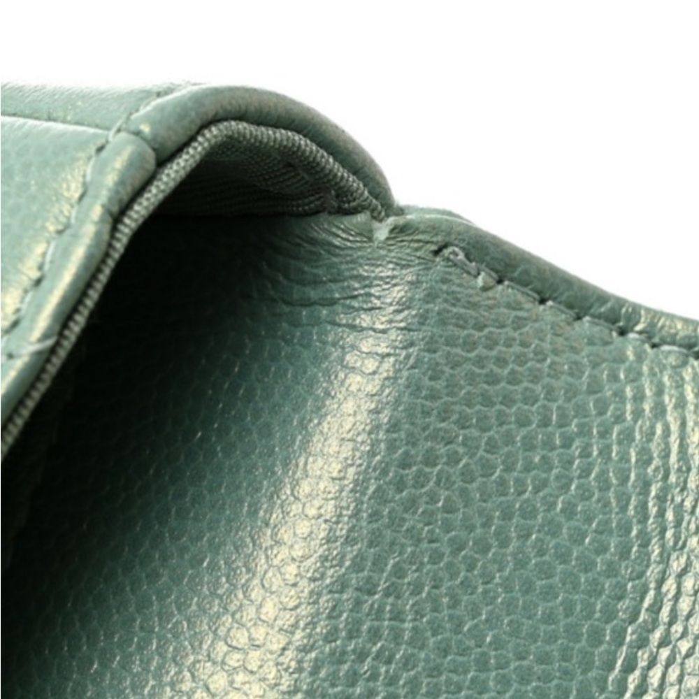 *CHANEL*โ2021 Iridescent Mint Green ๐Caviar๐ Quilted Pearl Micro WOC *NO TRADE* - Picture 12 of 12